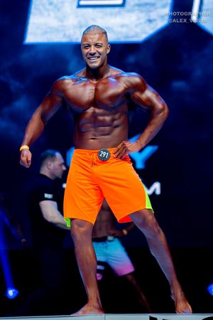 MEN'S PHYSIQUE НОВИЧКИ
